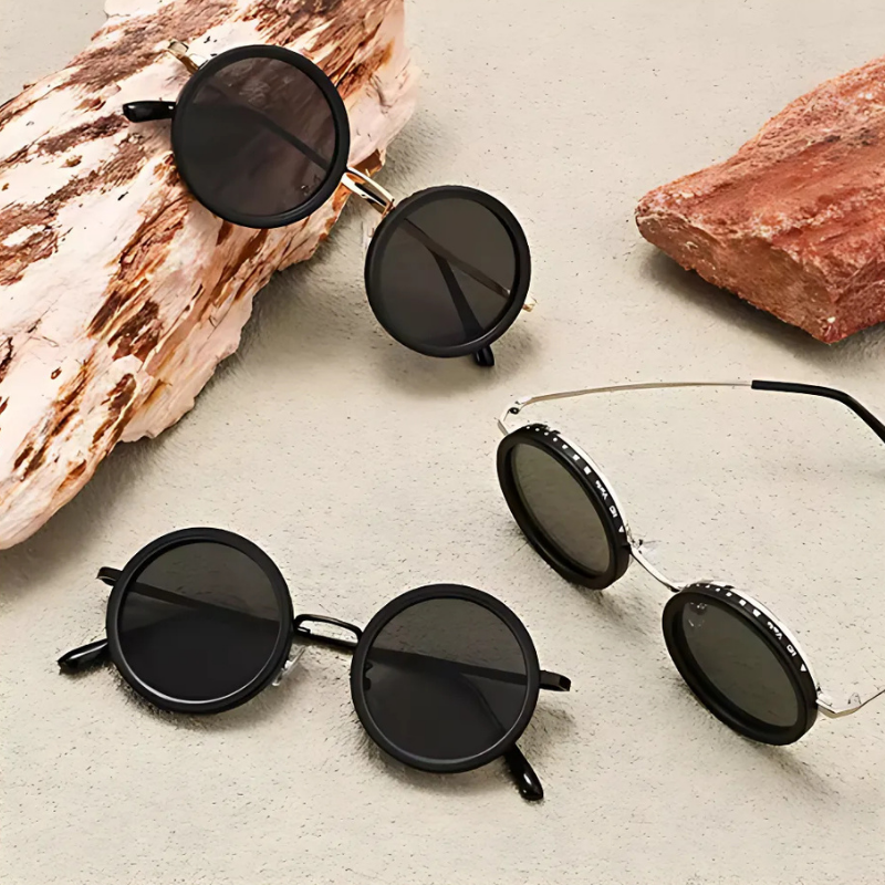 AdjustableSunglass: Fel Tot Weinig Licht Verstelbare Dimmende Zonnebril Met Etui