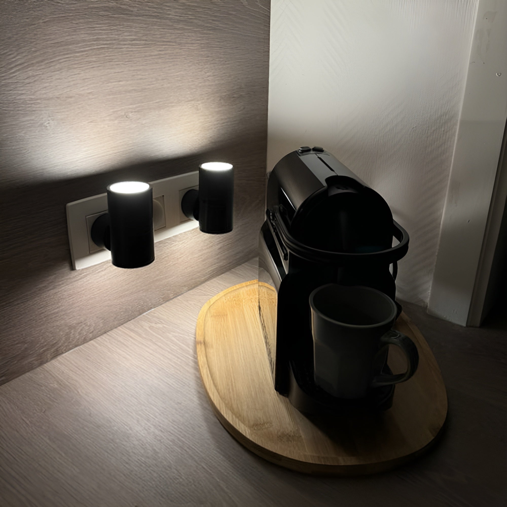 Ledsen™ NightLight: Modern Draagbaar Dimbaar Plug-in Nacht Licht