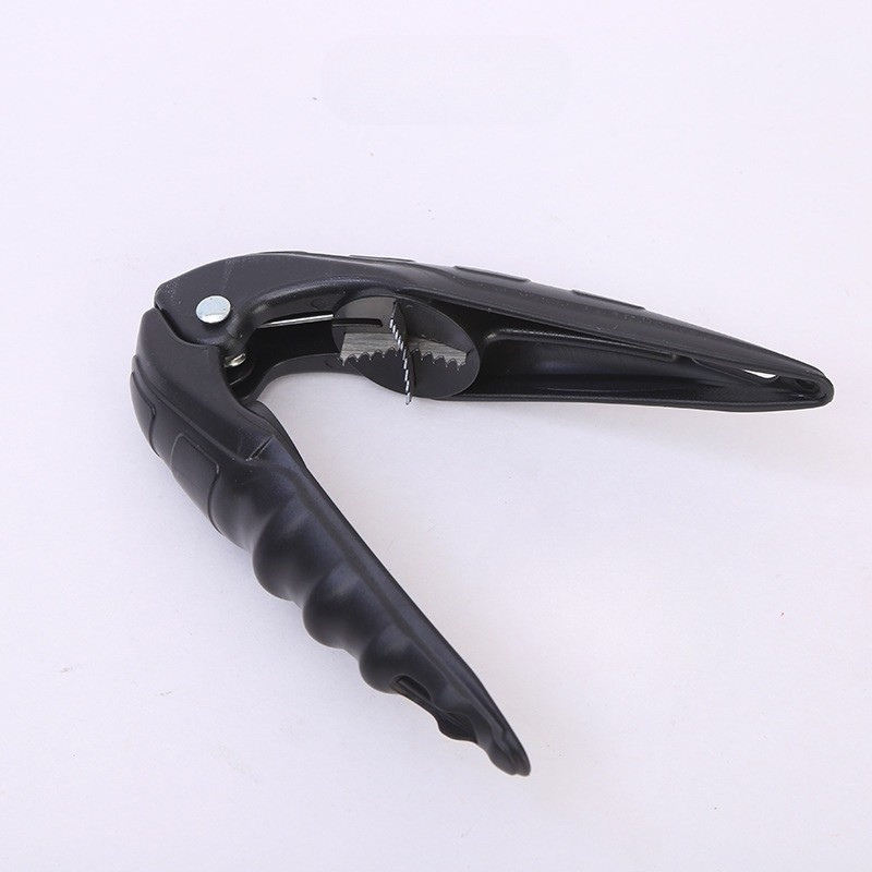 Globetrek° NutCracker 1+1 GRATIS: Eenvoudig Te Gebruiken Hoogwaardige Ergonomische Noten Kraker