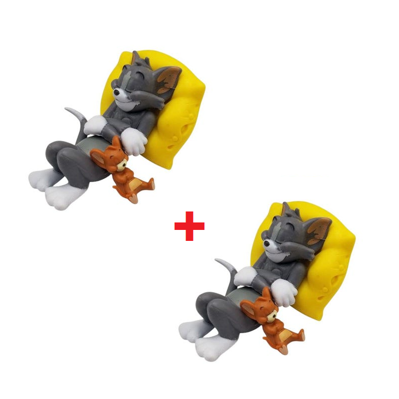 CarCharm 1+1 GRATIS: Tom En Jerry Speels Dashboard Ornament