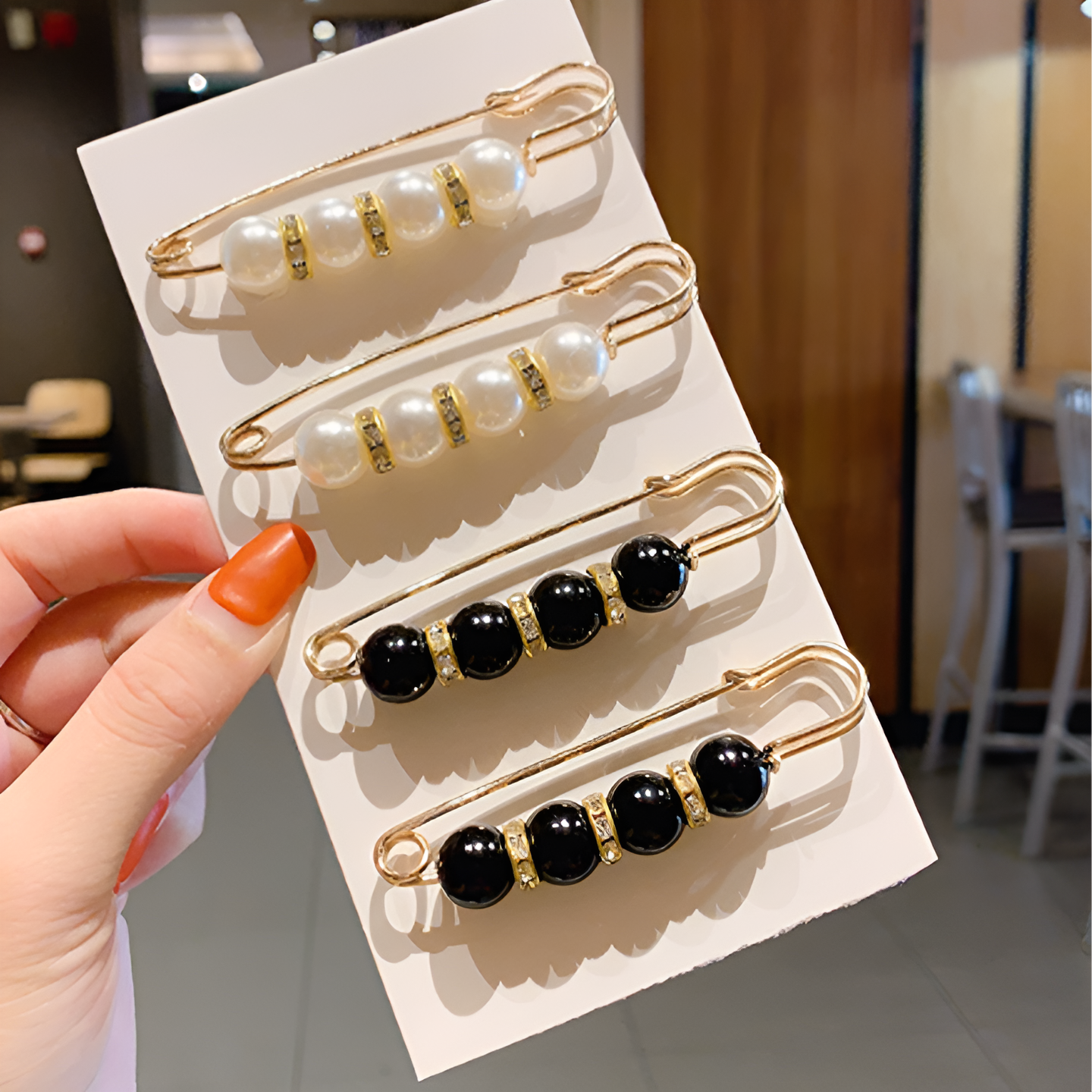 Jewelance™ BroochPin 1+1 GRATIS: Elegant Stijlvol Parel Veiligheid Speld Broches Set