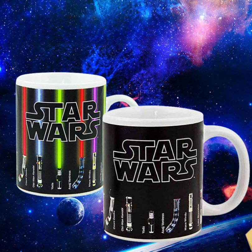 MagicMug: Magisch Warmtegevoelig Lichtzwaard Transformatie Mok